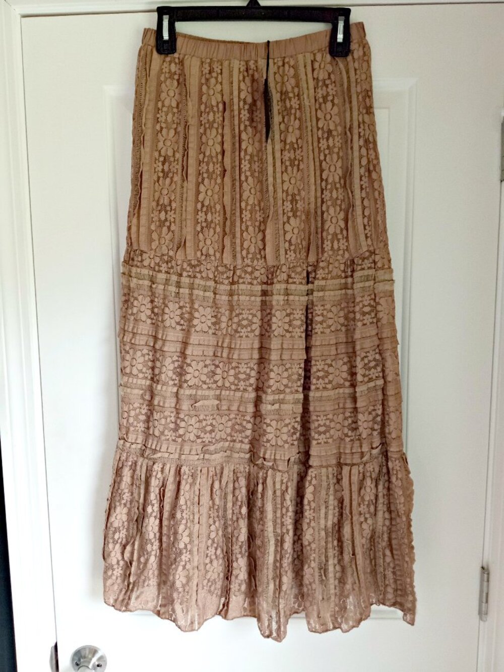 Solitaire Beige Lace Maxi Skirt
